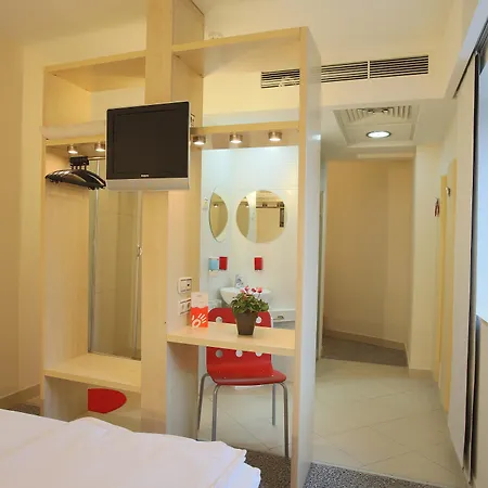 Hello Gara De Nord Hotel