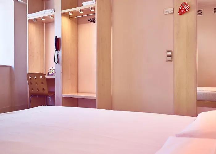 Hello Gara De Nord 2*