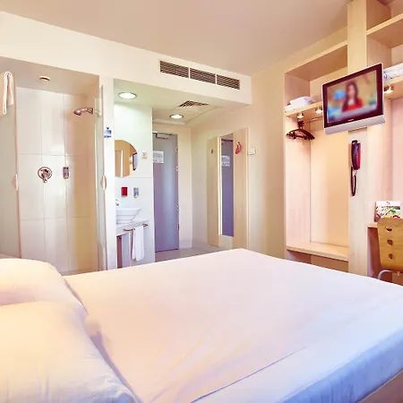 Hotel Hello Gara De Nord