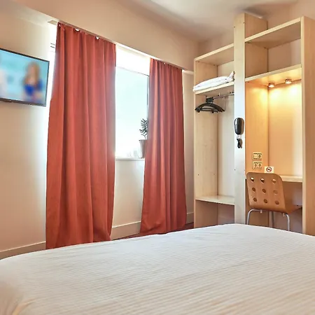 Hotel Hello Gara De Nord 2*