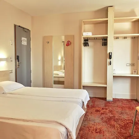 Hello Gara De Nord Hotel