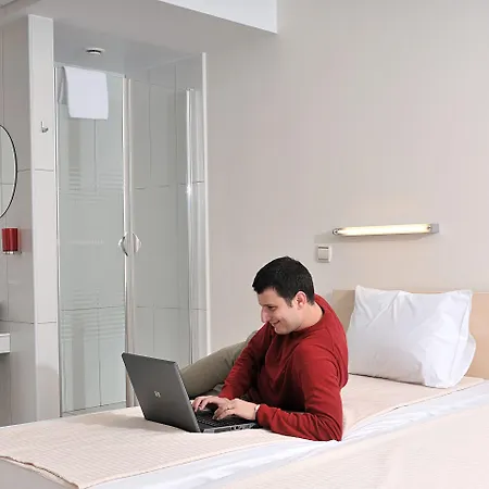 Hotel Hello Gara De Nord