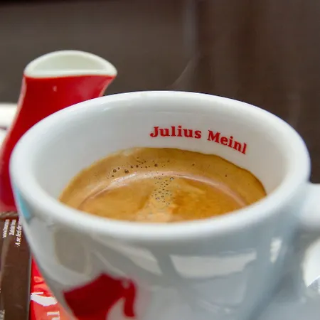 Hello Gara De Nord 2*