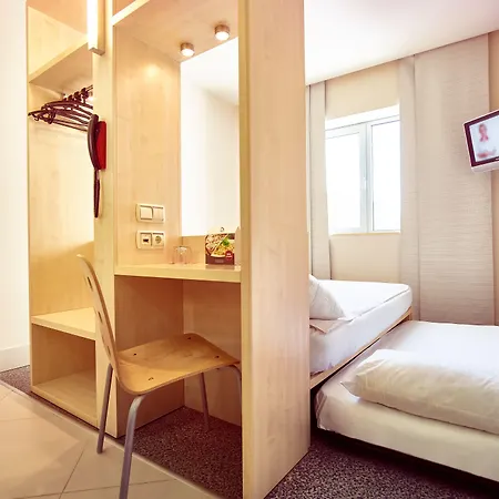 Hello Gara De Nord 2* Bucarest