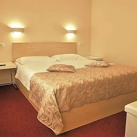 Hotel Hello Gara De Nord