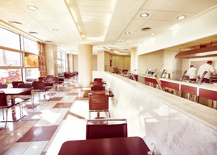 Hello Gara De Nord 2*