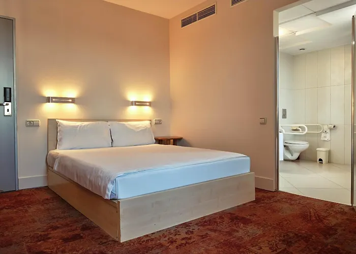 Hello Gara De Nord 2*