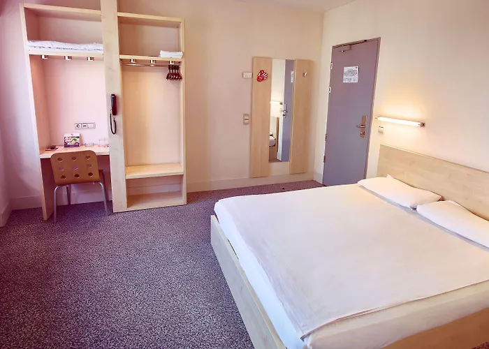 Hello Gara De Nord 2* Bukareszt