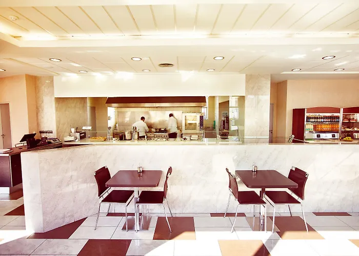 Hello Gara De Nord 2*