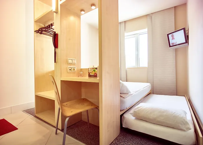 Hello Gara De Nord 2* Bukareszt