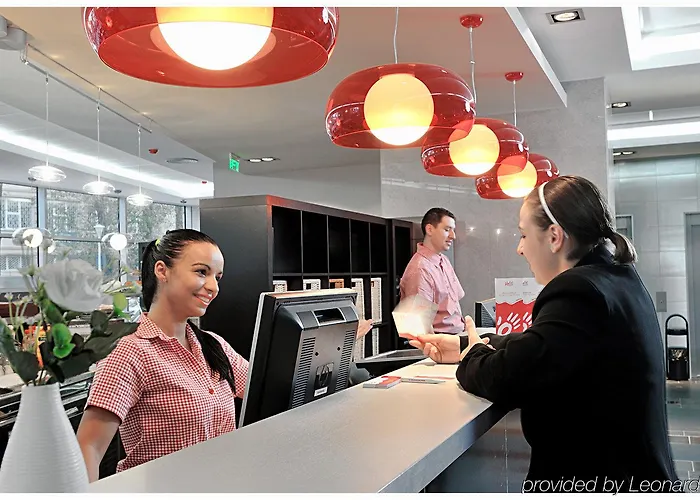 Hello Gara De Nord 2*