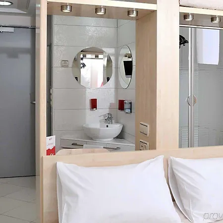 Otel Hello Gara De Nord