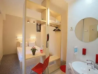 Hello Gara De Nord Otel
