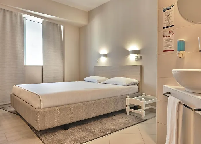 Hello Gara De Nord Hotell