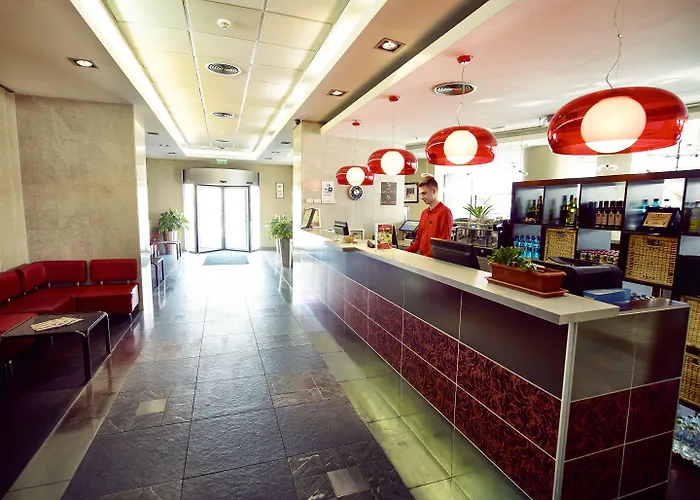 Hello Gara De Nord Hotell 2*